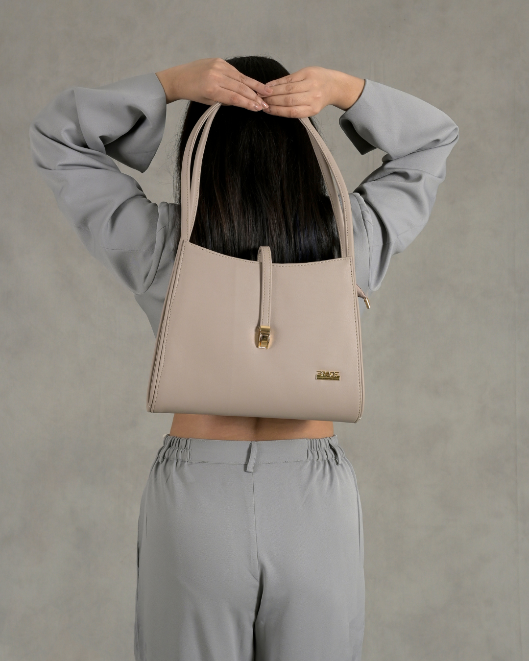 Dolce Cream Shoulder Bag
