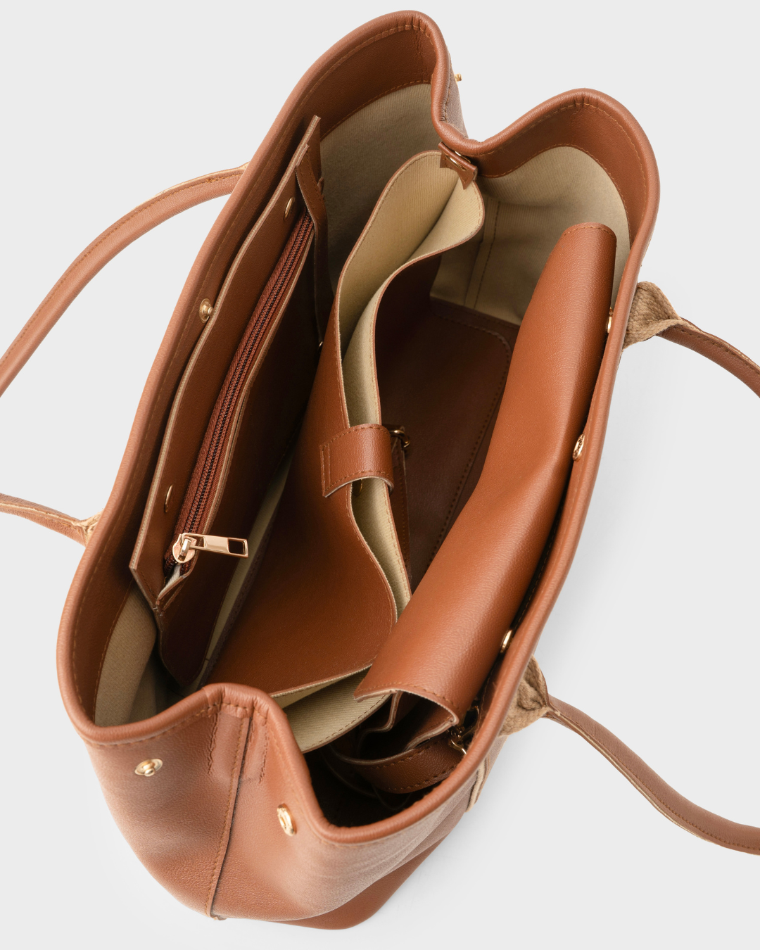 Claire – The Multifunctional Handbag